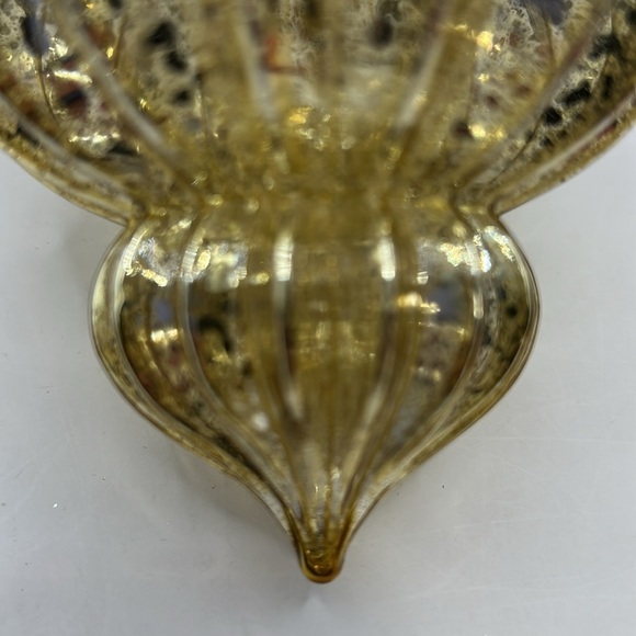 Elegant Gold Glass Ornament - Picture 9 of 12